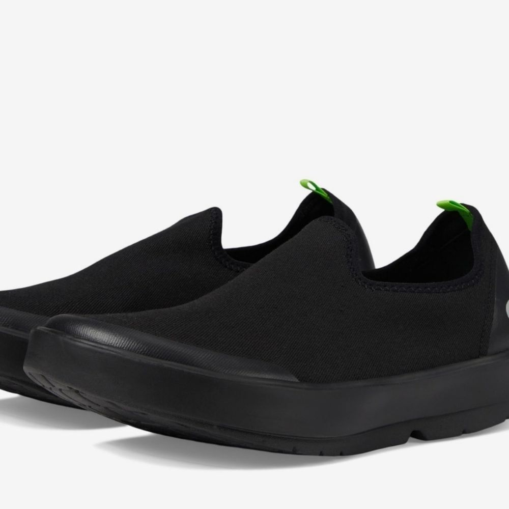 OOFOS OOmg Low eeZee Slip-On Shoes- Black